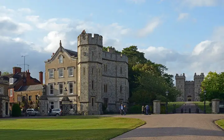 The Long Walk leading to Windsor Castle